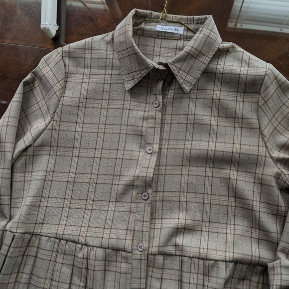 Plaid Pleated shirtdress - Picture 4 of 9
